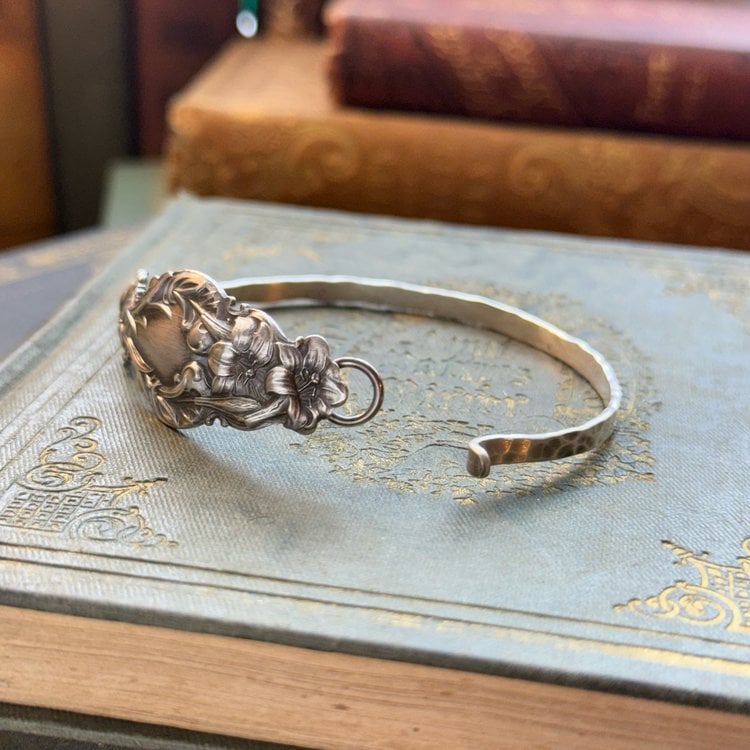 🔥LAST DAY 60% OFF✨Handmade Sterling Spoon Bangle - Crafted from Authentic Vintage Silverware
